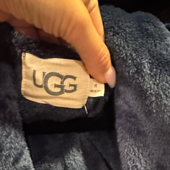 UGG Navy Plush Robe - Picture 4 of 5